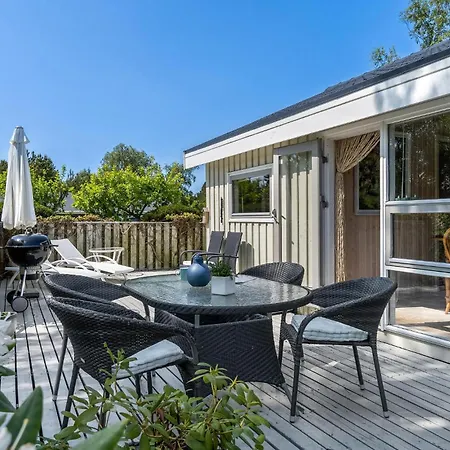2 Bedroom Cozy In Hébergement de vacances Jerup