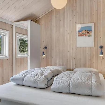 2 Bedroom Cozy In 度假居